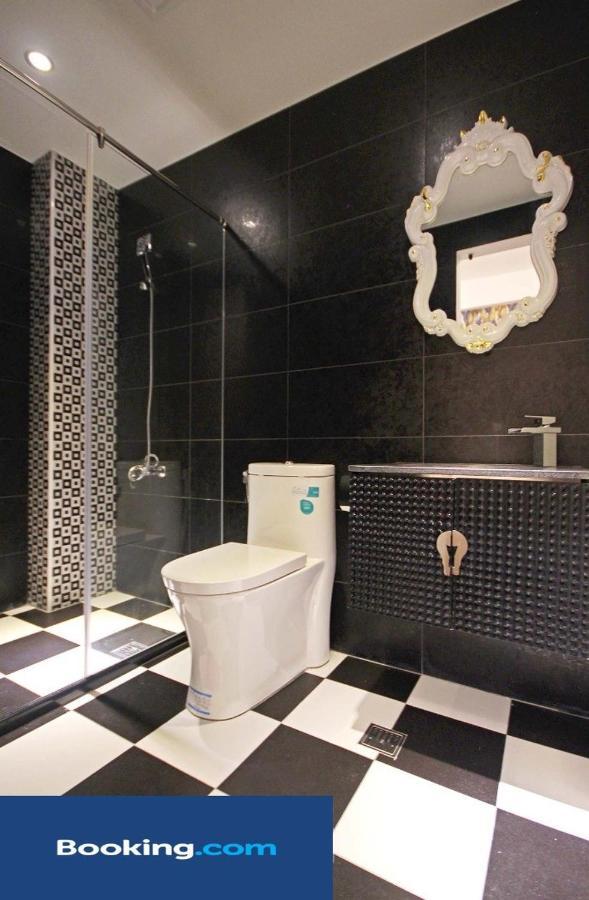 Moly Homestay Цзяосі Екстер'єр фото