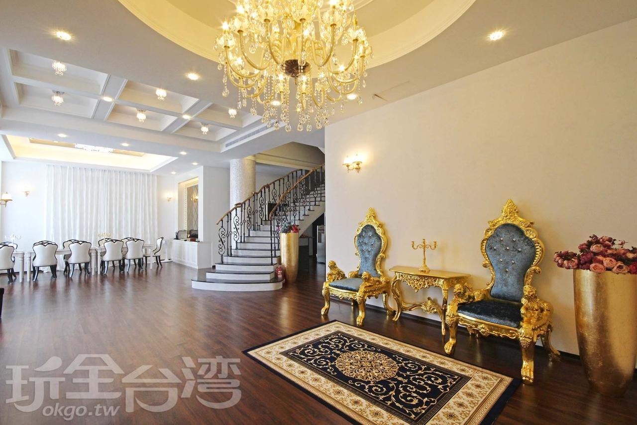 Moly Homestay Цзяосі Екстер'єр фото